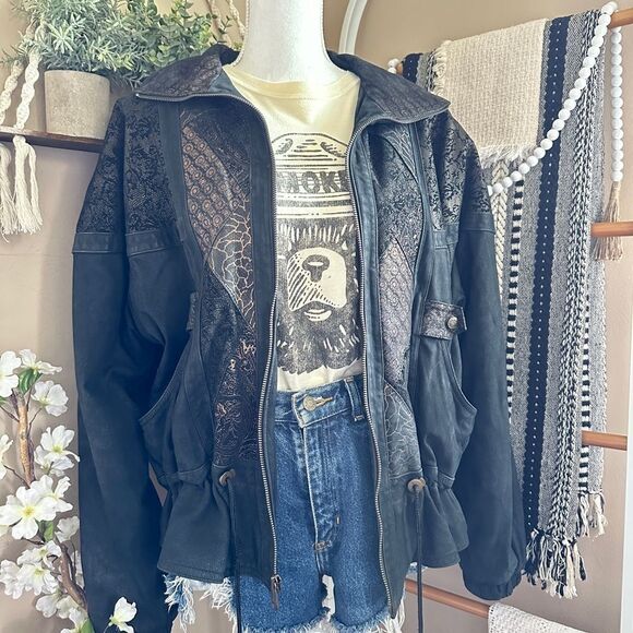 Vintage Black Bomber Leather Jacket Mixed Print Size Large - Picture 16 of 16